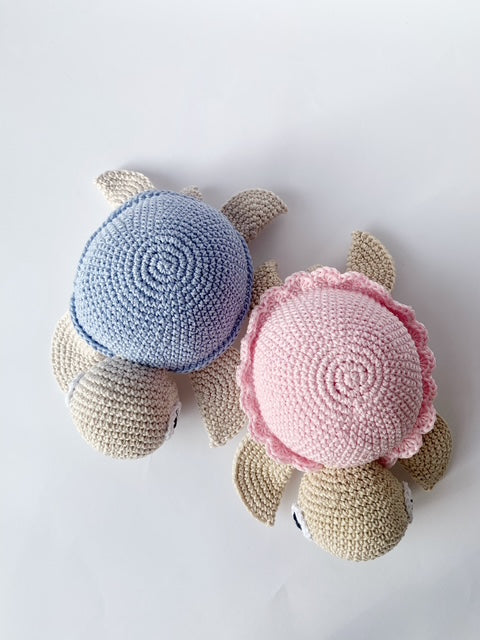Tartaruga amigurumi con sonaglio