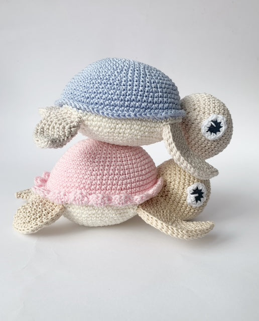 Tartaruga amigurumi con sonaglio